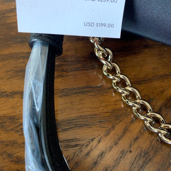 Kate Spade Versatile Crossbody - Picture 11 of 11